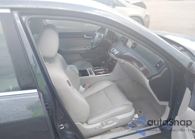 JN1CY0AP3AM910255: 42327002