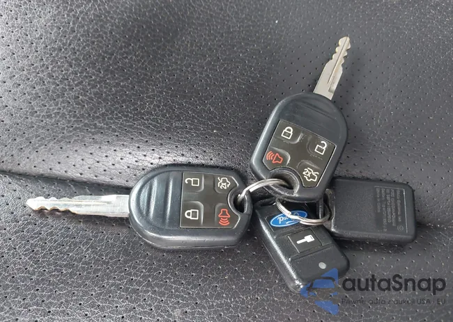 1FMJK2A56EEF38745: 42327104