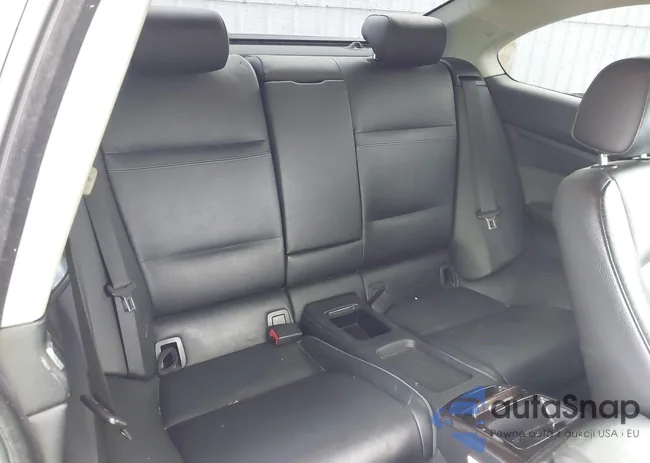 WBAKF9C53CE672352: 42327120