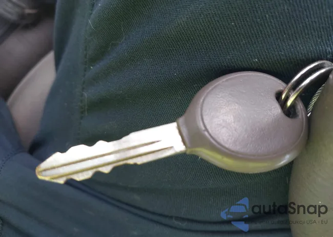 3C4FY58B22T251162: 42327161