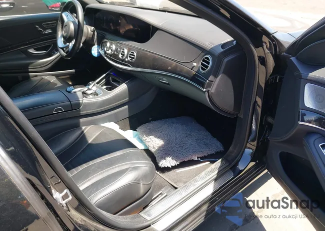 WDDUG8DB0KA456557: 42327166