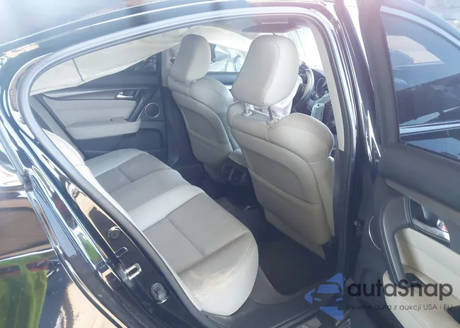 19UUA9F5XDA003933: 42328246