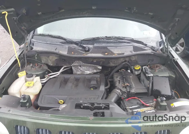 1J4FF48BX9D137856: 42328493