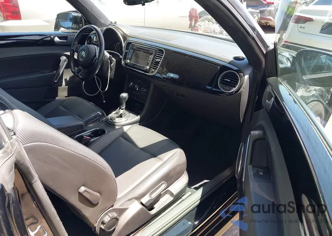 3VW5P7AT2DM810474: 42328515