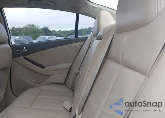 1N4AL2AP1CN555734: 42328535