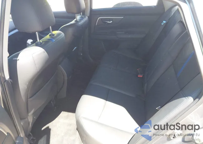 1N4AL3AP0JC285877: 42328588