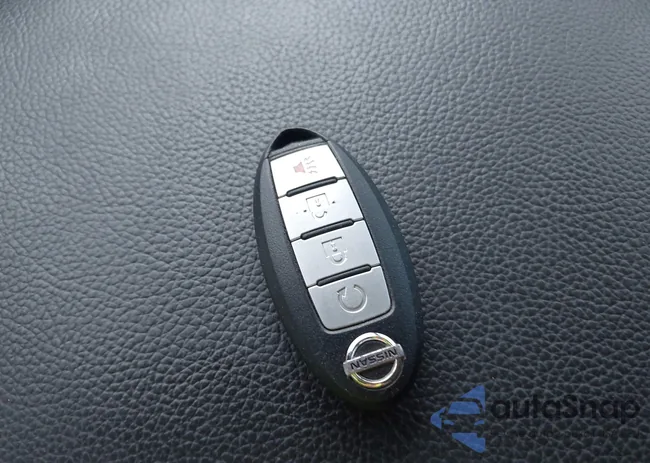 1N6BA1F41HN557629: 42327788