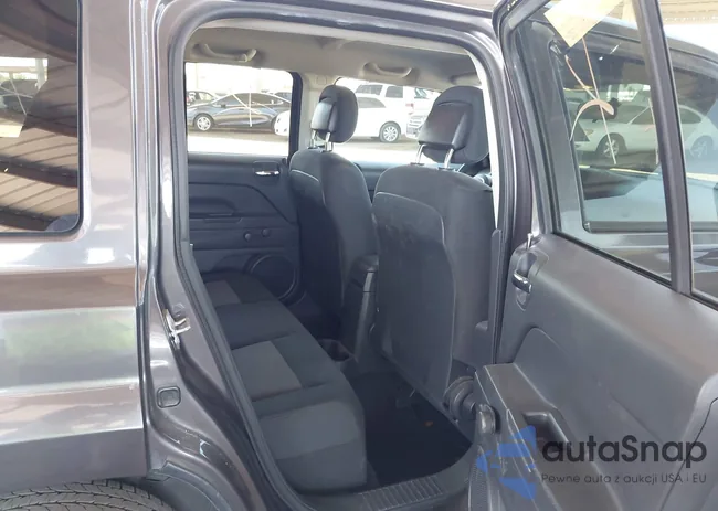 1C4NJPBB3FD149546: 42327841