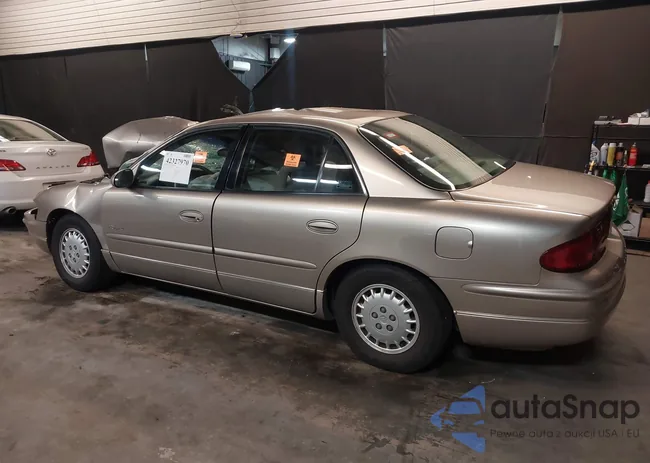 2G4WB52K3W1418996: 42327970