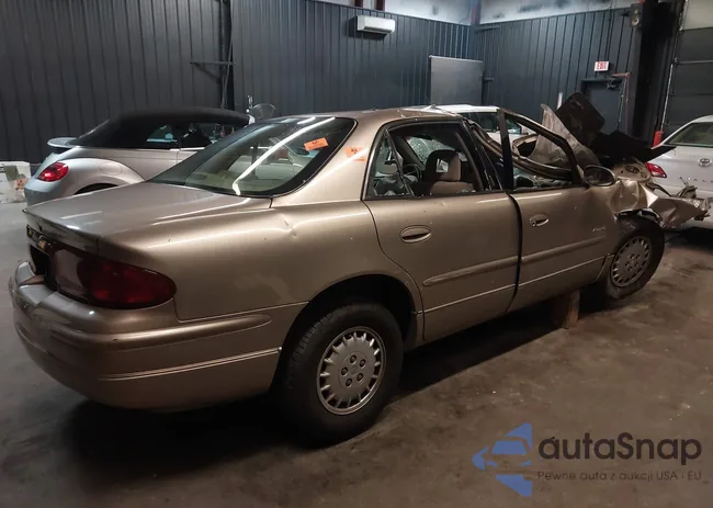 2G4WB52K3W1418996: 42327970