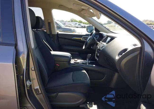 5N1DR2MM2JC621980: 42328126