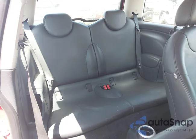 WMWRC33556TK72619: 42328177