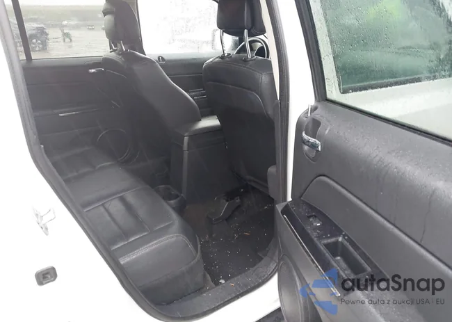 1C4NJRCB9ED928295: 42329343