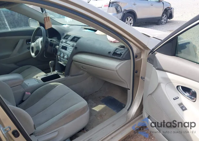 4T1BF3EK2AU077414: 42329437