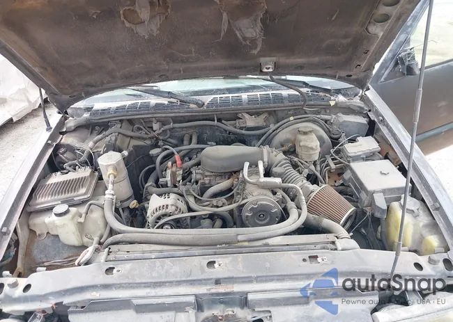 1GNCT18W3YK249760: 42329467