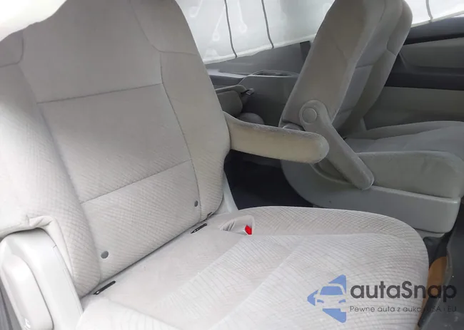 5FNRL5H24EB129725: 42329662