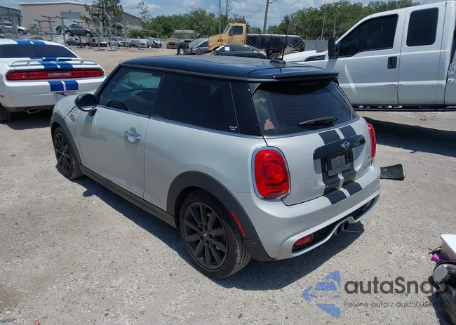 WMWXP7C59J2A48094: 42329750