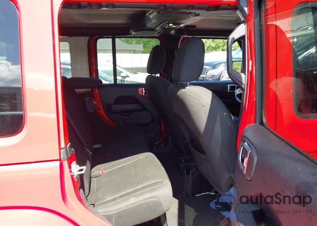 1C4HJXEN8MW622359: 42328958