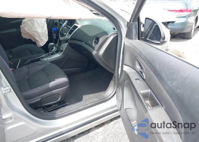 1G1PC5SB8E7117690: 42329014