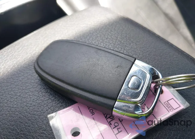 WAUGFAFCXGN080910: 42330250