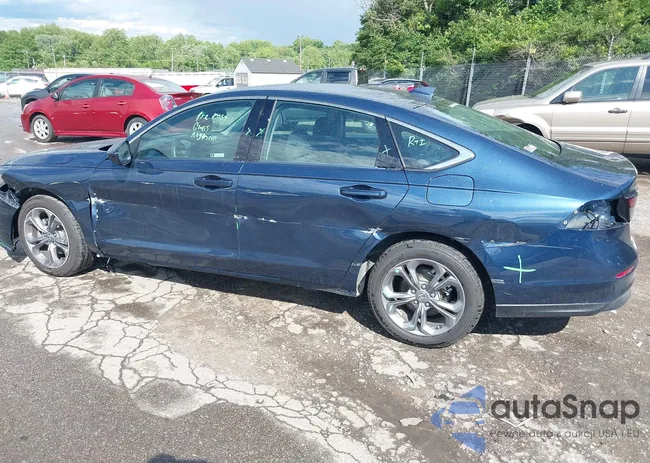 1HGCY1F37RA056846: 42330275