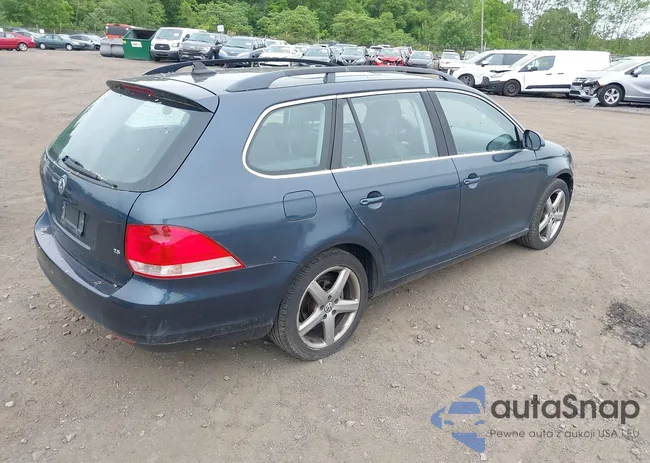 3VWTZ71K29M257504: 42330284