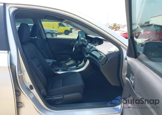 1HGCR2F55FA087111: 42330310