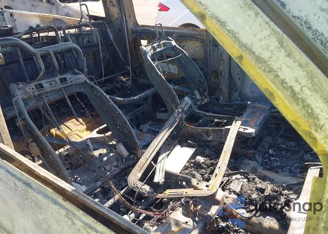 1C6RR7VM7GS127206: 42330325