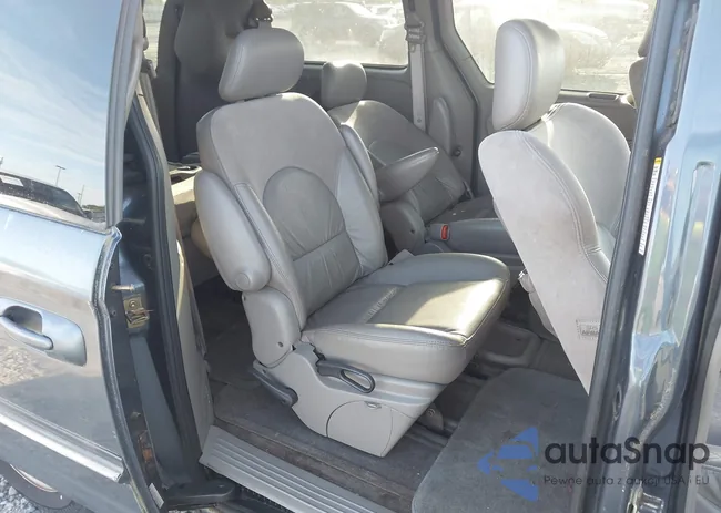 2C8GP64L22R757698: 42330401