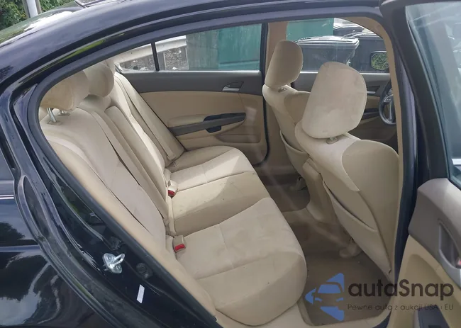 1HGCP2F35AA142301: 42330442