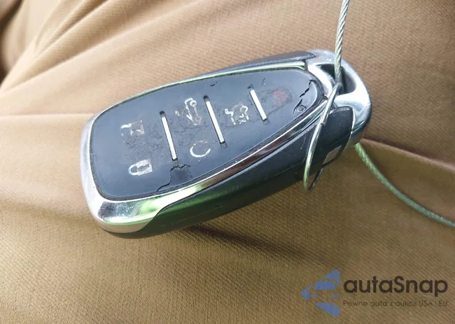 1G1FB3DS5H0151678: 42330518