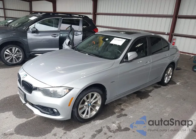 WBA8E5G54GNT40667: 42330537