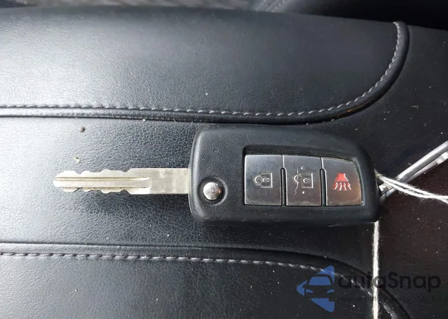 JN8AT2MV7HW027206: 42330583