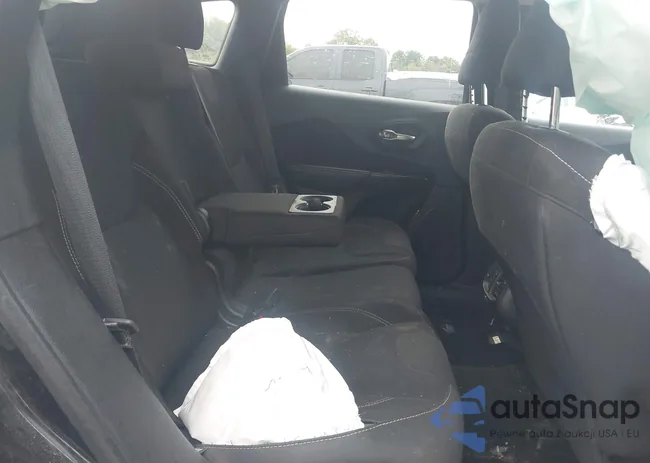 1C4PJMCS9GW133444: 42330705