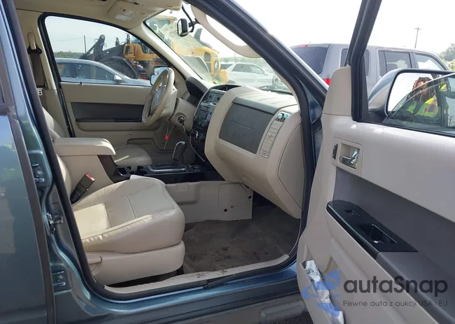 1FMCU4K38BKC60181: 42330726