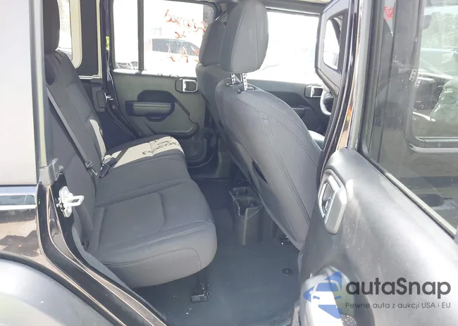 1C4HJXDN6PW587472: 42329815