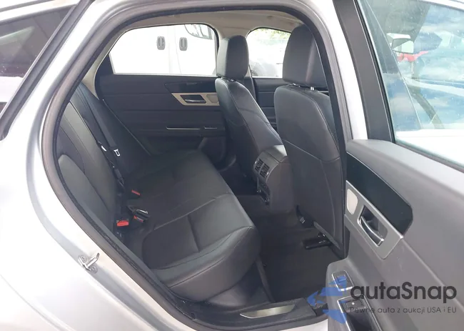 SAJBJ4BV7HCY32002: 42329858