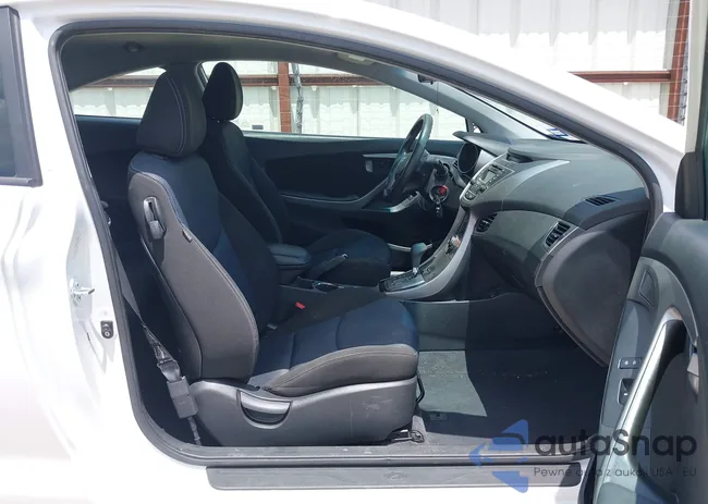 KMHDH6AE0DU019682: 42329933