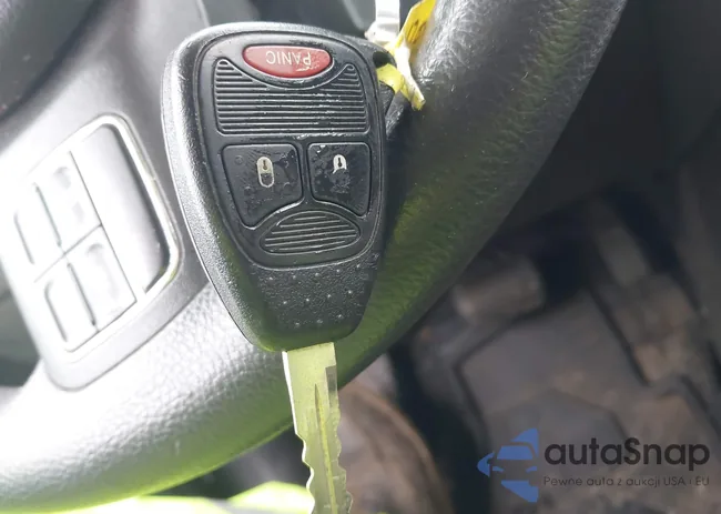 1C4NJDBB9ED744415: 42329950