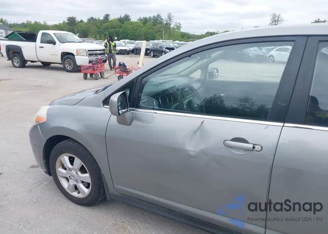 3N1BC11E68L363355: 42329995