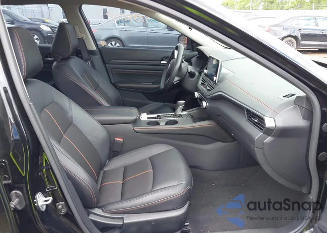 1N4AL4CV4NN323607: 42330152