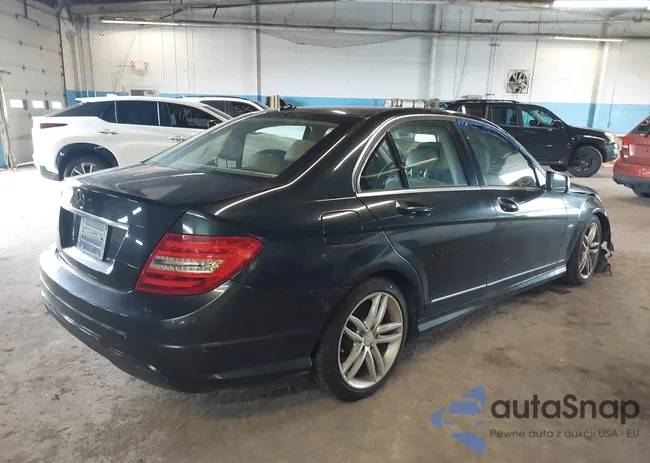 WDDGF4HBXCR202148: 42331234