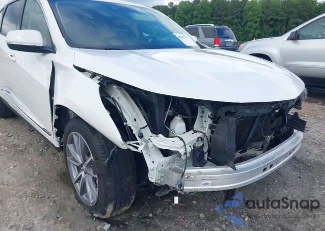 5J8TC2H79LL033018: 42331295