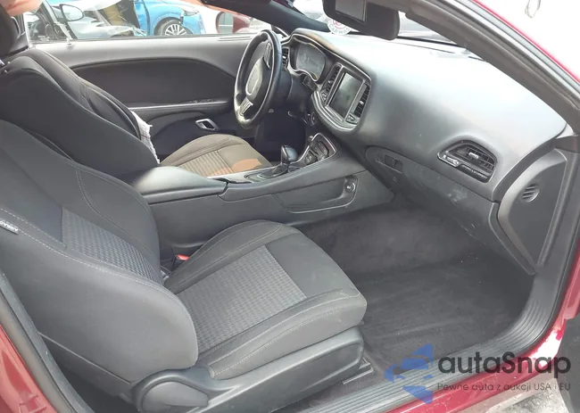 2C3CDZAG3JH131362: 42331337