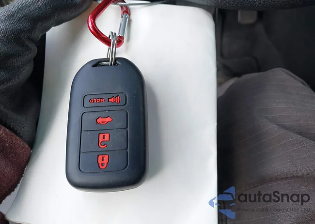 1HGCR2F7XDA121168: 42331366