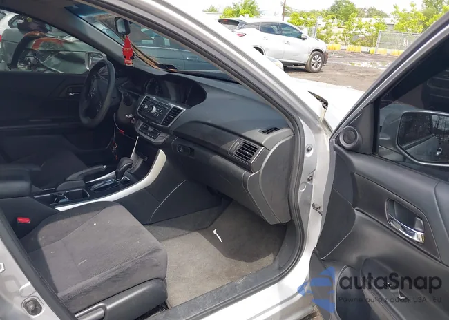 1HGCR2F7XDA121168: 42331366