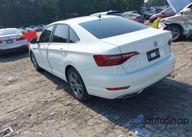 3VWC57BU1MM043057: 42331408