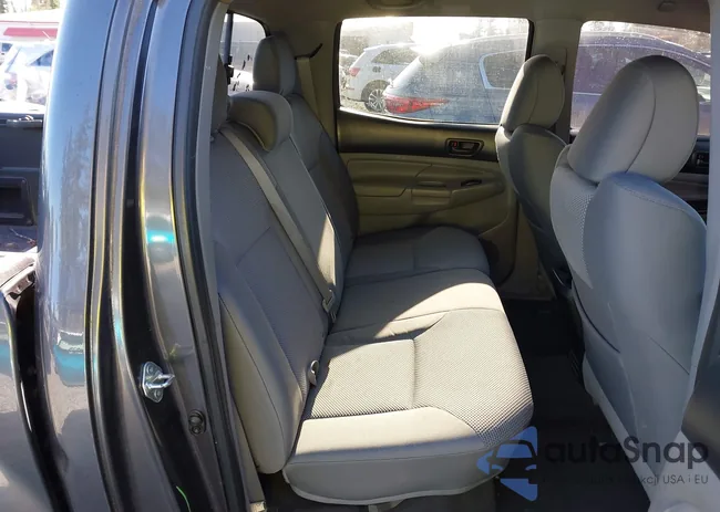 3TMLU4EN5FM205879: 42331432