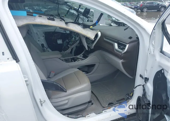 1GKKNMLS8MZ104143: 42331444