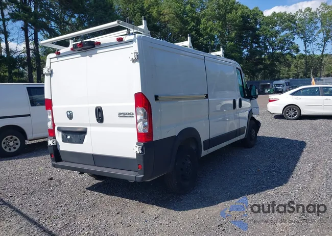 3C6LRVVG7PE559138: 42331456